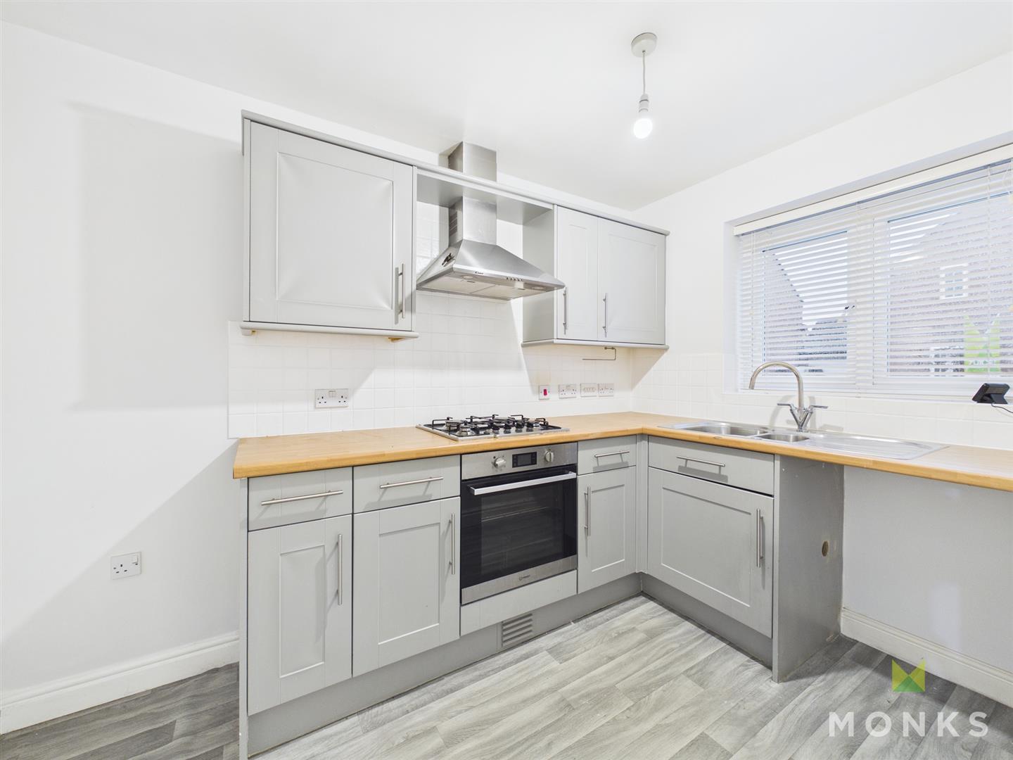 32 Cae Melin Avenue, Oswestry, SY11 2US For Sale